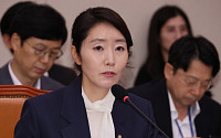 강선우 후보자 "尹 정부, 성평등 의식 후퇴⋯나라 뿌리 흔들려"