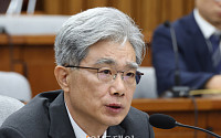 석 달 만에 9인 헌재…김상환 소장 임명안 통과