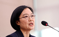 한성숙 중기장관 취임…“소상공인 안전망 구축 최우선”