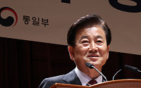 통일부 정동영 “남북 연락 채널ㆍ대화 복원이 먼저”