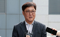 최휘영 문체부장관 후보 “네이버 주식 전량 매도⋯자녀 증여세, 적법 납부”