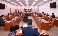 ‘가격안정제’ 농안법, 與 주도로 국회 농해수위 소위 통과