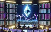 이더리움 ETF로 자금 쏠림…국내도 ‘간접투자’ 옥석 가리기 본격화