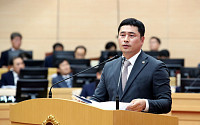전남 10개교 도서관에 역사왜곡 '리박스쿨' 교재  비치