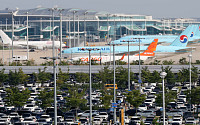 설연휴 보다 북적이는 인천공항 주차장 [포토]