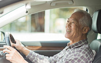 안전한 운전, 나이 들어서도 지킬 수 있을까