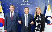조현 외교부 장관, 美 텍사스·조지아 하원의원 면담