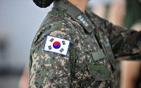 “여자도 현역병으로 군대 가자” 병역법 개정안 발의, 현실성은? [해시태그]