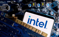 美정부 지분투자 인텔, 7분기 만에 흑자 전환⋯매출 전망치 상회