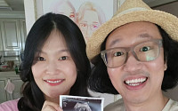 김경진♥전수민, 난임 극복⋯결혼 5년만에 임신 "곧 만나자, 쌍둥이들"