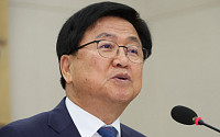 청문회서 거듭 사과한 최교진…이념 편향 논란엔 “북한은 분명한 적” [종합]