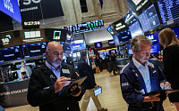 [종합] 뉴욕증시, 고용지표 악화에 금리 인하 기대감 커지며 상승세…다우 0.77%↑