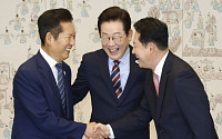 李대통령, 여야 대표에 "국가 이익에 한목소리…모두가 함께 사는 정치하자"