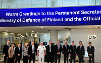 핀란드 국방차관 일행, LIG넥스원 방문…국방기술 협력 모색