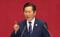 정청래 “李 정부 100일 정상화의 시간…기자회견 A학점”