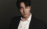 소지섭 이어 정일우도…영화 팬들 '보은 총공' 나선 이유는? [엔터로그]