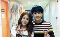 보아 임시완 인증샷 안구정화 제대로 "두 사람 얼굴 크기 비슷해"