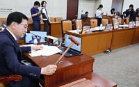 정부조직법, 與주도 행안위 통과...“검찰청 직원은 어디가나” 고성도