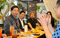“현장에 답 있다”…이상일 용인특례시장, 기흥상인들과 차담회