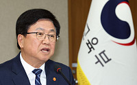 수능 당일 오전 10시 출근…지하철 증편하고 비상 수송차량 배치