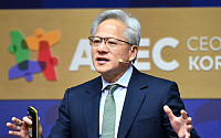 젠슨 황 “중국이 AI 경쟁서 미국 이길 것”