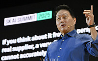최태원 회장, 'SK AI SUMMIT 2025' 키노트 세션 [포토]
