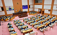 부산시의회, 제332회 정례회 개회… 시정·교육행정 전반 점검