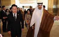 '국빈방문' 李대통령, UAE 도착…정상회담서 방산·AI 협력 논의 [종합]
