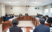 용인특례시의회 경제환경위원회, 일자리·골목상권·농업·축산·동물복지 전 분야 ‘정밀감사’