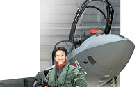 ‘여군 최초’ KF-21 시험비행 조종사 정다정 중령(진)⋯“이왕 튈 거 잘하고 싶었다”[K 퍼스트 우먼⑩]