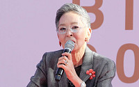 영화 '티켓'·'길소뜸' 남긴 원로 배우 김지미, 미국서 별세⋯향년 85세