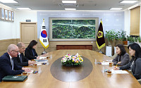 최호정 서울시의장, 독일 콘라드 아데나워 재단 본부 부총재 접견