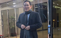 美 출장 마친 이재용, "열심히 일하고 왔다"