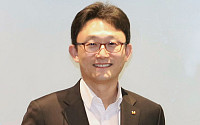 KT 새 수장에 박윤영…이사회 “경쟁력 강화·협력 적임자”