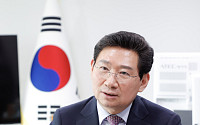 이상일 용인시장, 경제부총리에 직격 요청…“반도체 국가산단, 국가가 책임져야”