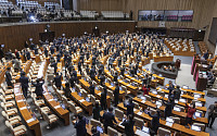올해 마지막 본회의…與野 6건 민생법안 처리