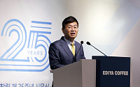 문창기 이디야커피 회장 “창립 25주년 ‘새로운 도약’...해외 영토 확장 박차”[신년사]