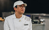 '흑백요리사2' 최강록, 미담도 강록처럼⋯1년 전 약속 '신발'로 지켰다
