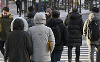 [날씨 LIVE] 오전까지 전국 곳곳 비·눈… “출근길 ‘도로 살얼음’ 주의”