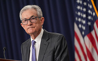 파월 의장, 연준 이사 해임 권한 소송 재판 참석…정권과 대립 선명해져