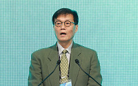 이창용 한은 총재 "누가 봐도 현 환율 수준 높아⋯향후 조정 여지 커"