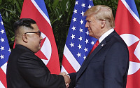 韓에 북미대화 조언 구한 美 부통령…트럼프 대북외교 시동걸까