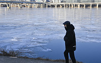 [날씨] 월요일 출근길 체감온도 '영하 15도'…강추위 낮부터 풀린다