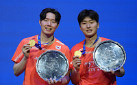 서승재-김원호, '40년 만에' 전영오픈 남자복식 2연패