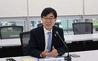 인태연 소진공 이사장, 소공연 간담회…AI·금융 부담 완화 논의
