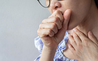 봄철 심해지는 천식 증상…증상 악화 예방법은? [e건강~쏙]