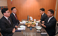 한병도-송언석, 여의도서 원내대표 오찬회동 [포토]