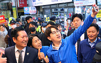 초1에 “오빠 해봐요”…정청래·하정우 “아이와 부모님께 송구”