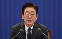 李대통령 "성장 과실 국민과 함께"…국민성장펀드 22일부터 판매 [종합]