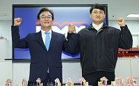 전재수, ‘으랏차차 선대위’ 출범…HMM 해상노조위원장 등 합류